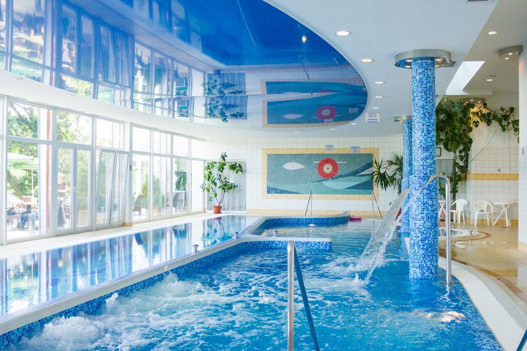 Hotel Panorama Balatongyorok Bagian luar foto